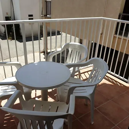 Apartmán Elena Court Flat 32 *